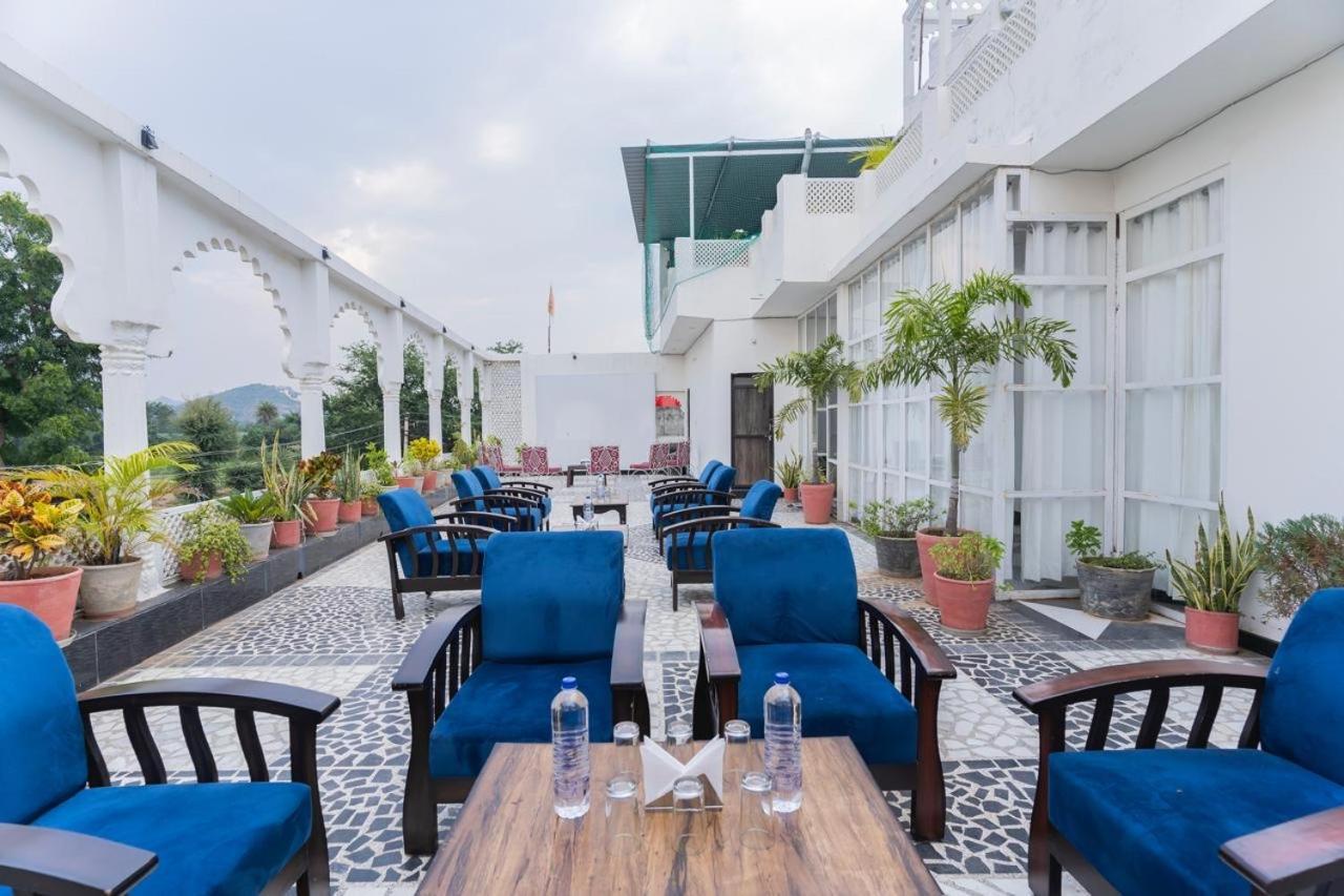 Emperor Palace A Heritage Villa อุเดเปอร์ ภายนอก รูปภาพ